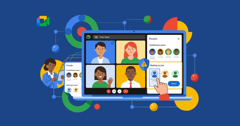 Pantalla de videollamada con participantes en mosaico mientras moderador gestiona acceso y controla usuarios en reunión online